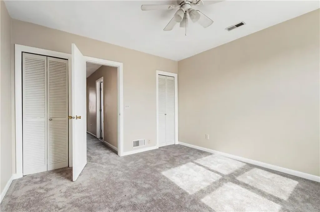 35 37 Seneca Avenue Pawtucket RI 02860
