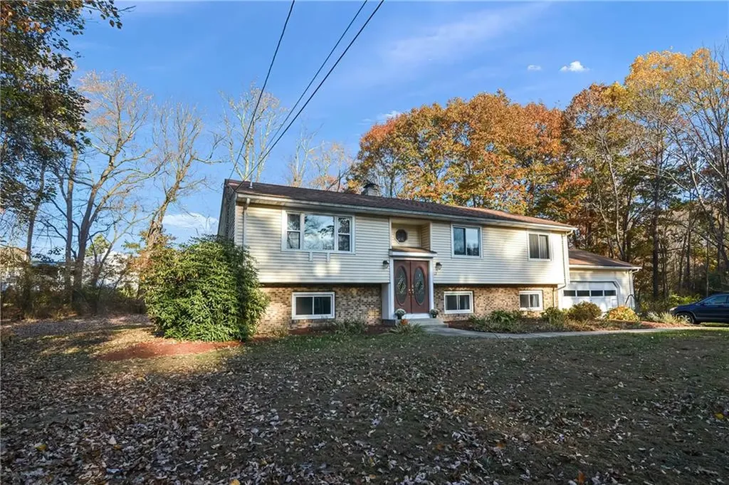 12 Price Lane Smithfield RI 02917