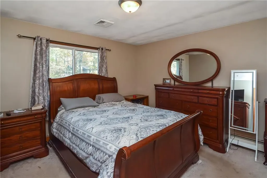 12 Price Lane Smithfield RI 02917