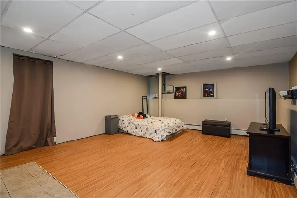 12 Price Lane Smithfield RI 02917