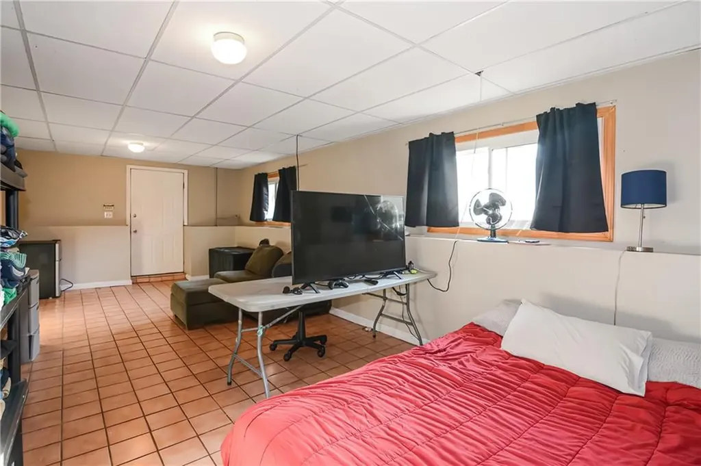 12 Price Lane Smithfield RI 02917