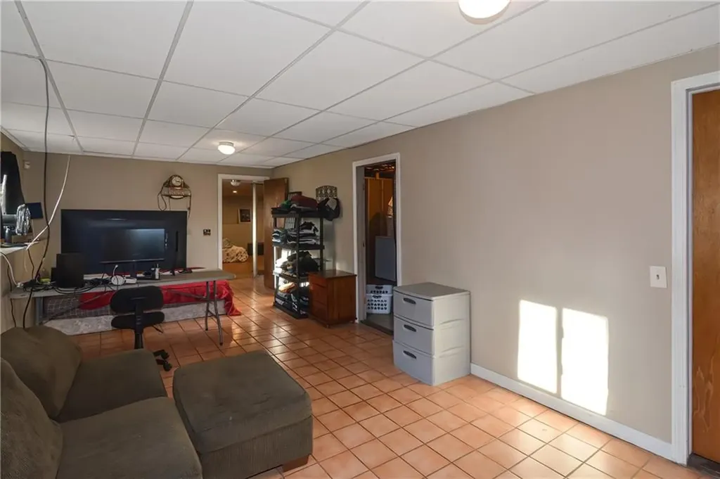 12 Price Lane Smithfield RI 02917