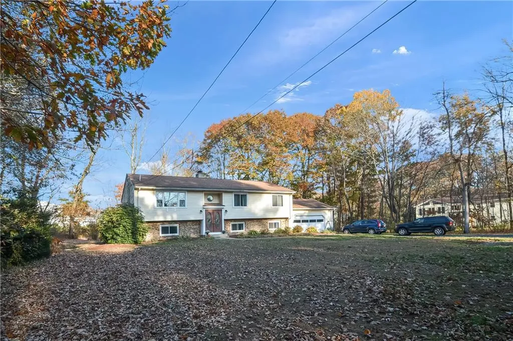 12 Price Lane Smithfield RI 02917