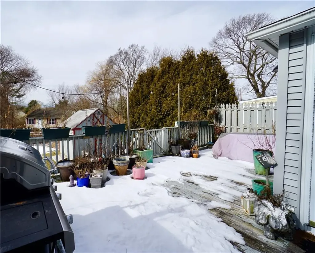 139 Palmer Avenue Warwick RI 02889