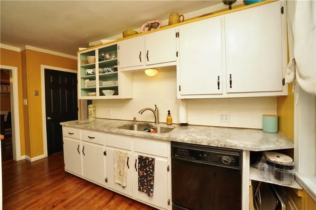 139 Palmer Avenue Warwick RI 02889