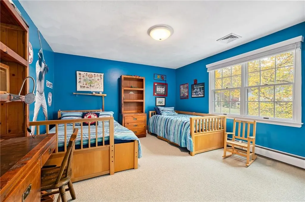 90 Signal Ridge Way East Greenwich RI 02818