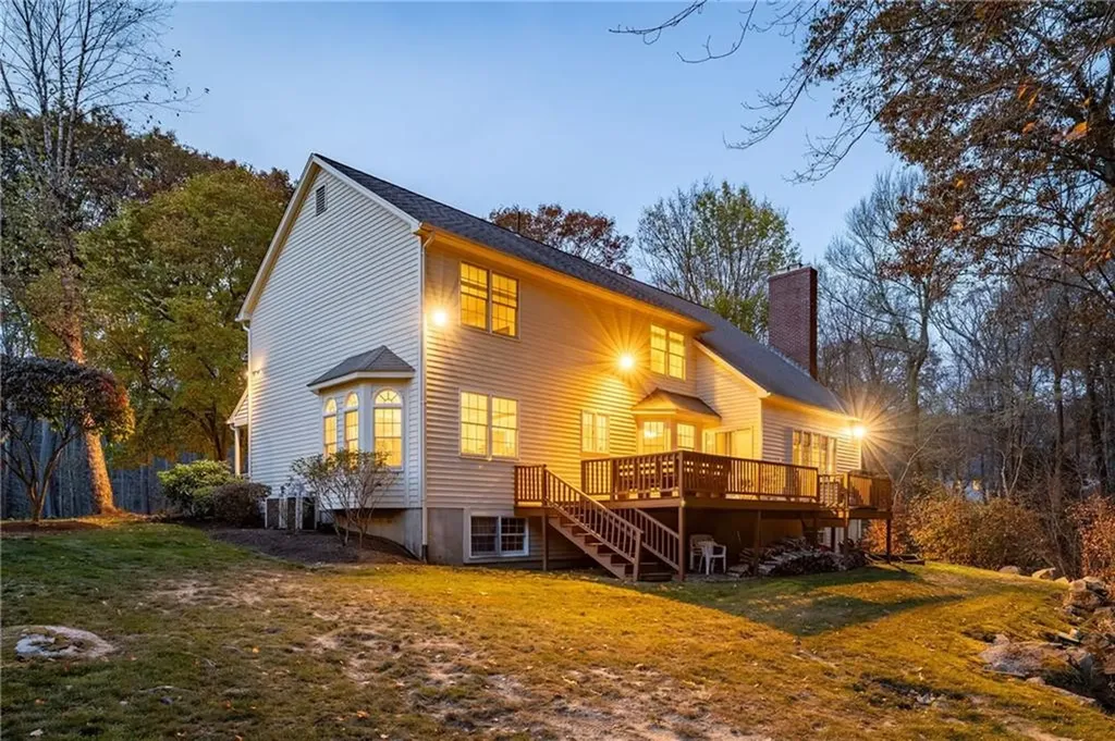 90 Signal Ridge Way East Greenwich RI 02818