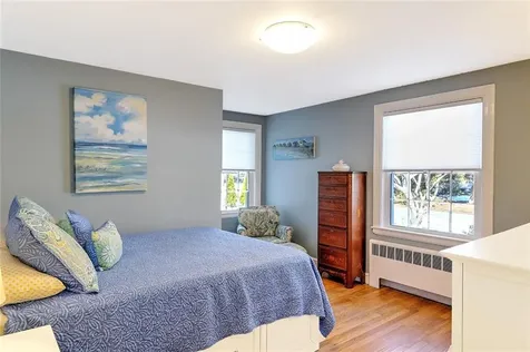 10 Manning Drive Barrington RI 02806