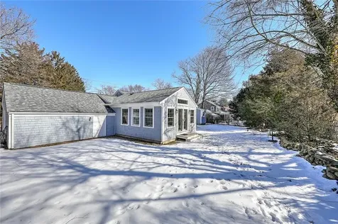 10 Manning Drive Barrington RI 02806