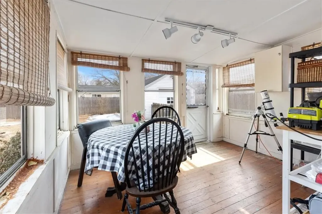 12 Barber Avenue Warwick RI 02886