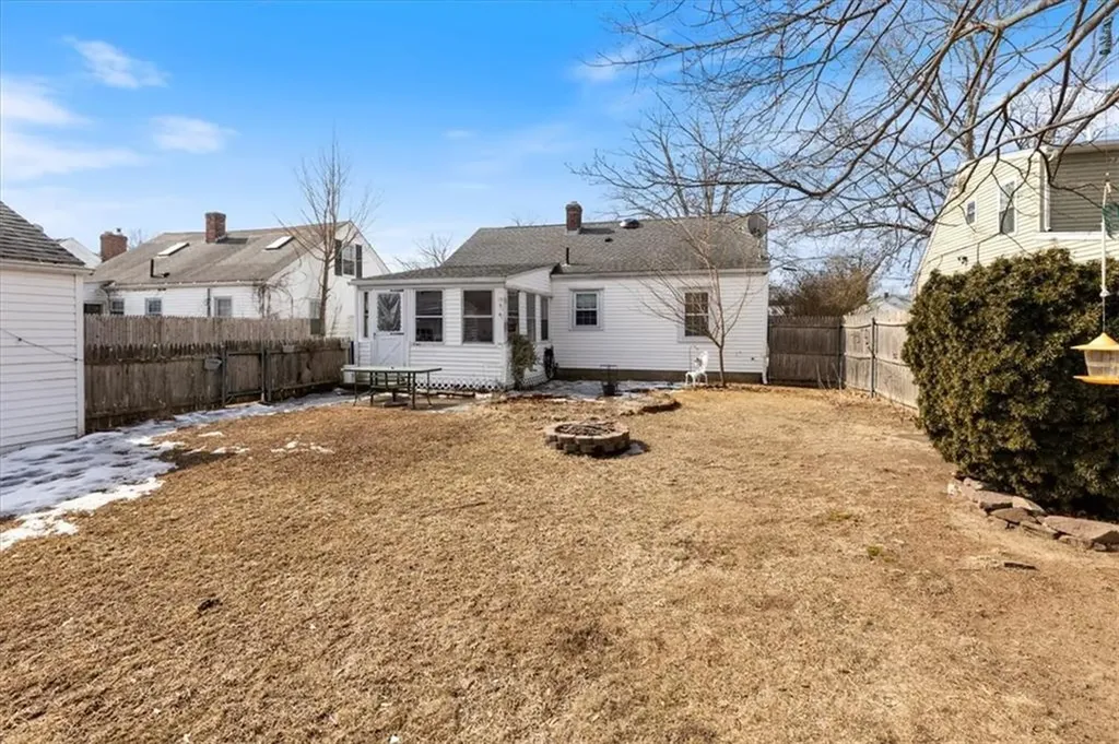 12 Barber Avenue Warwick RI 02886