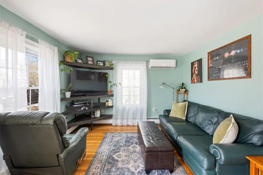 12 Barber Avenue Warwick RI 02886