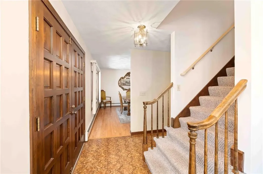 91 Old Spring Road Cranston RI 02920