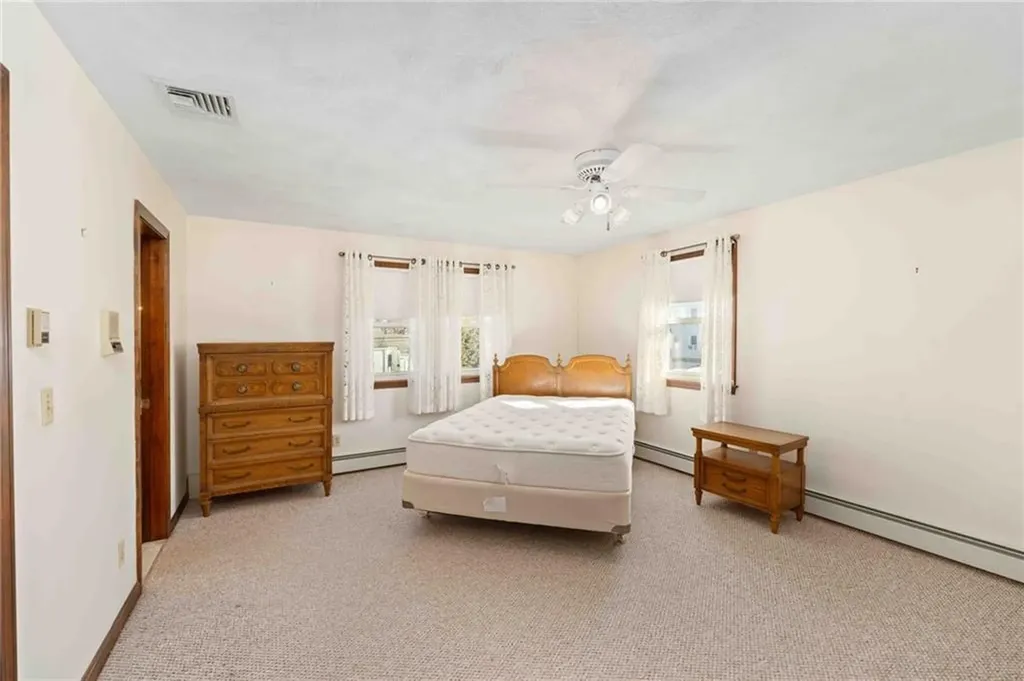 91 Old Spring Road Cranston RI 02920