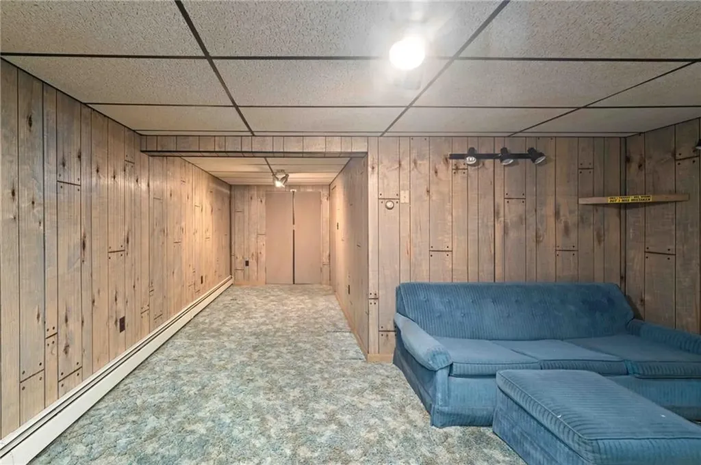 91 Old Spring Road Cranston RI 02920