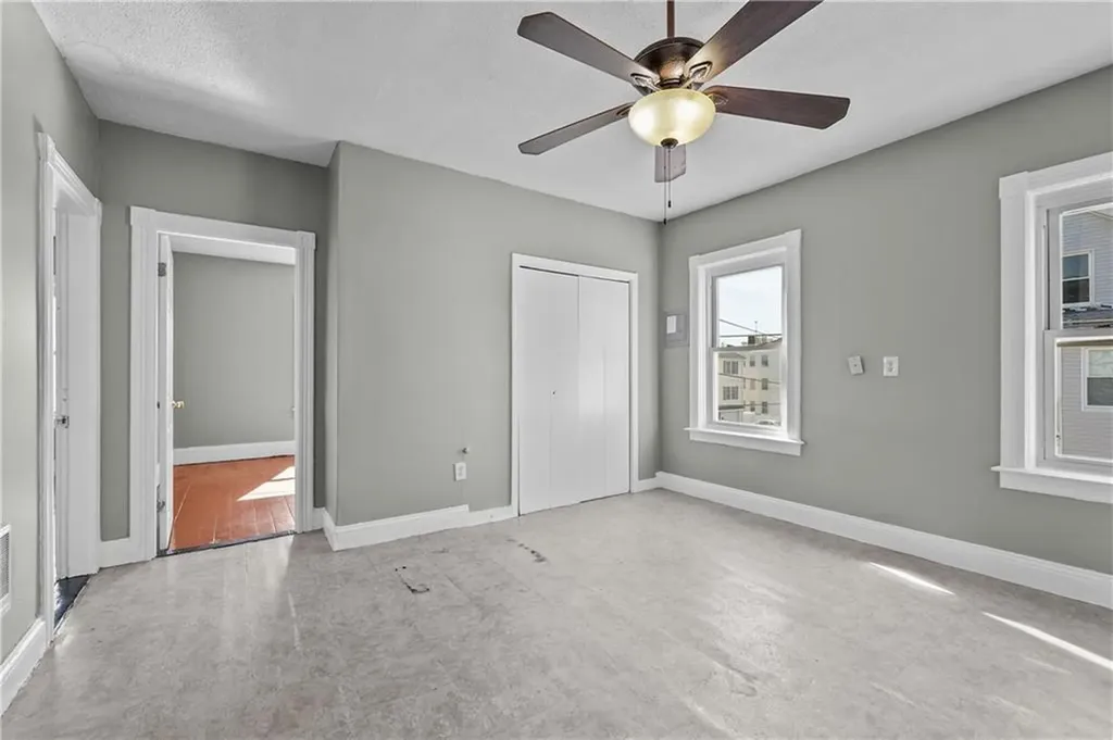 39 Darling Street Central Falls RI 02863
