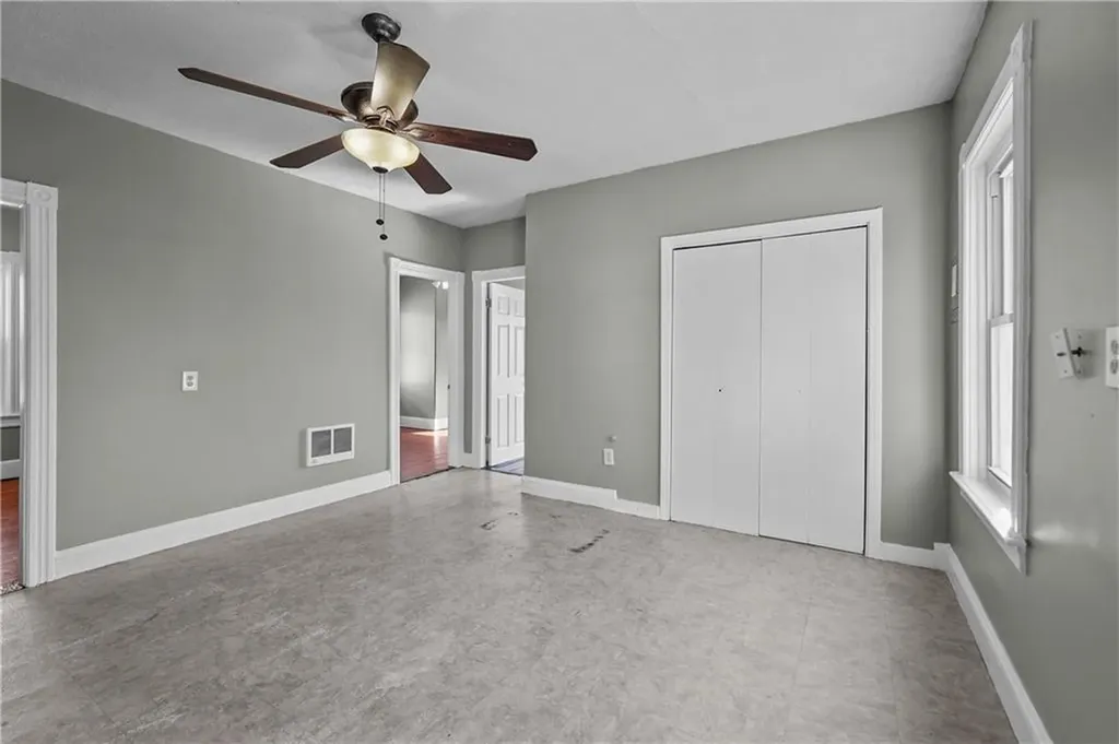 39 Darling Street Central Falls RI 02863