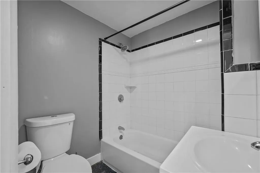 39 Darling Street Central Falls RI 02863