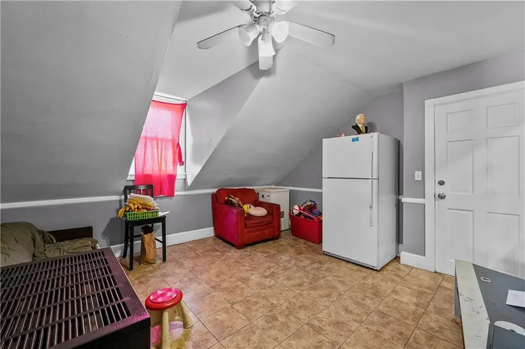 39 Darling Street Central Falls RI 02863
