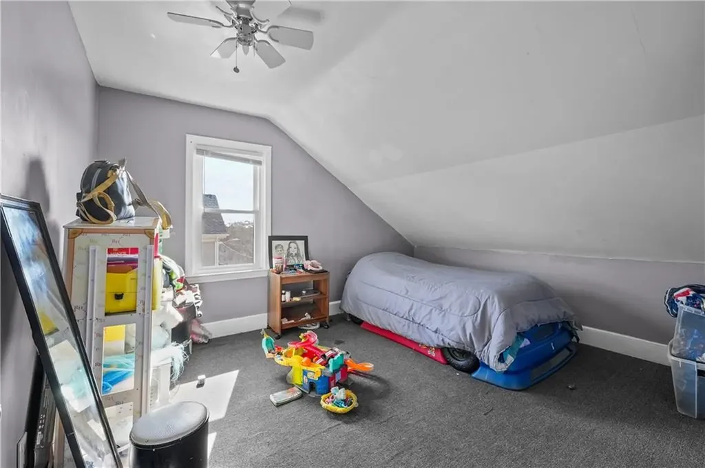 39 Darling Street Central Falls RI 02863