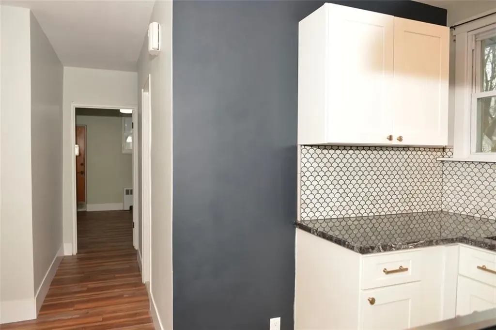 18 South Atlantic Avenue Warwick RI 02888
