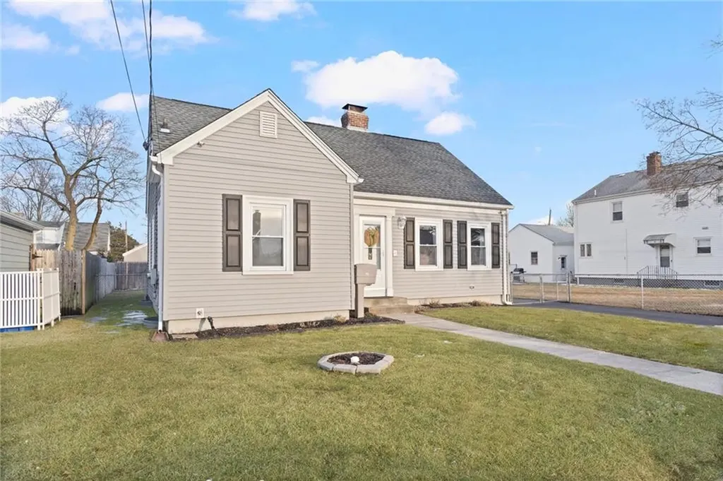 166 2nd Street Pawtucket RI 02861
