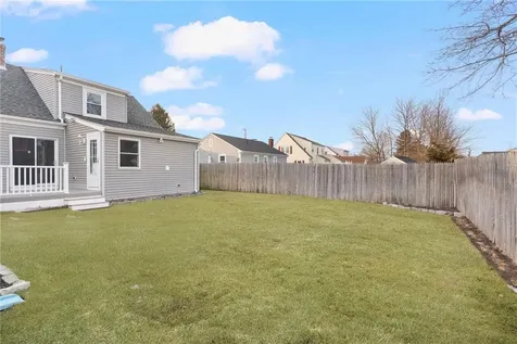 166 2nd Street Pawtucket RI 02861