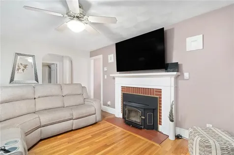 166 2nd Street Pawtucket RI 02861