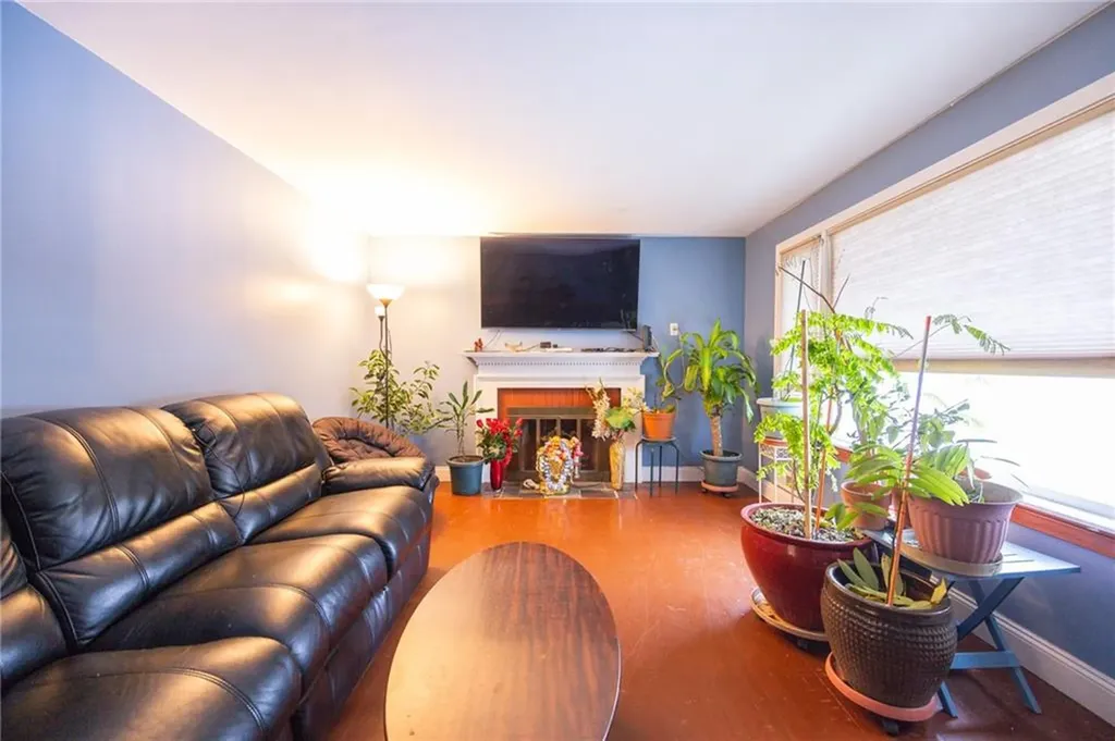 195 Priscilla Road Woonsocket RI 02895