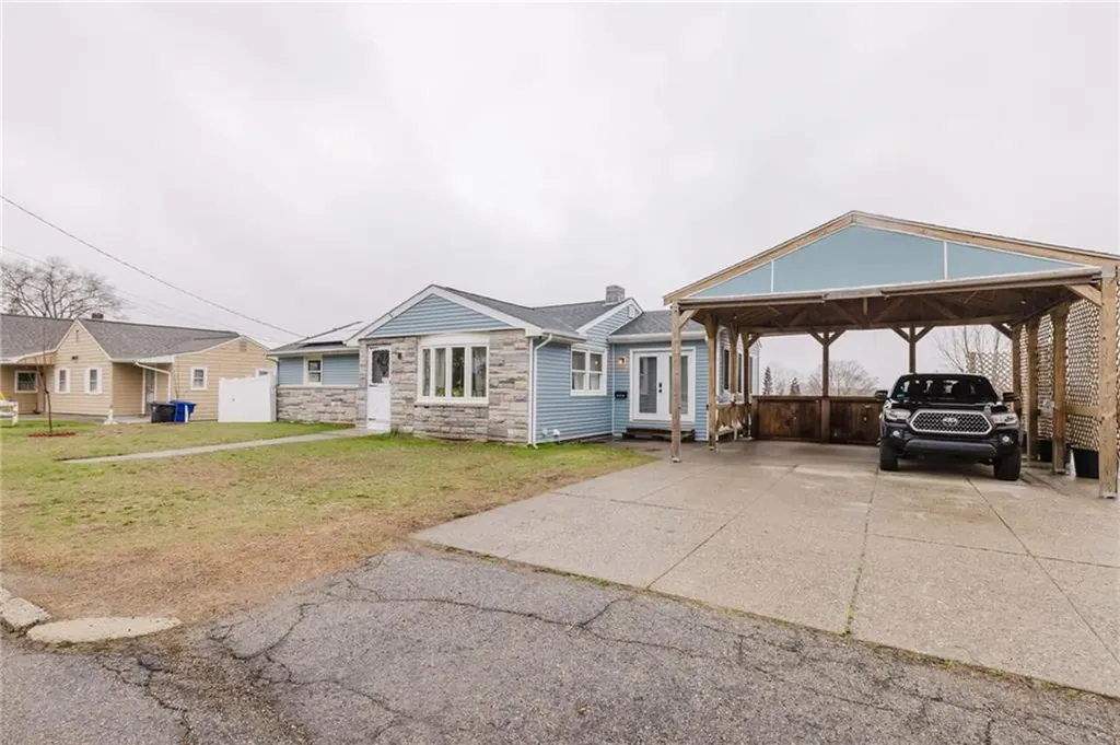 356 Buchanan Street Pawtucket RI 02860