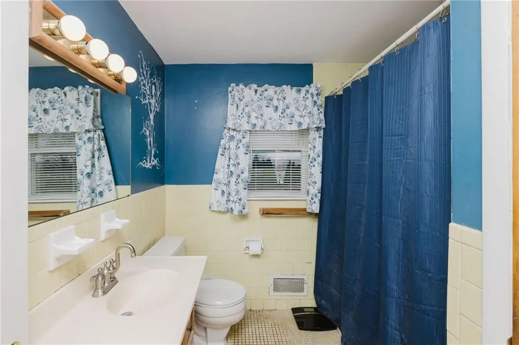 356 Buchanan Street Pawtucket RI 02860
