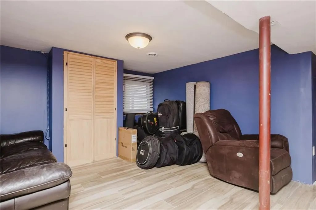 356 Buchanan Street Pawtucket RI 02860
