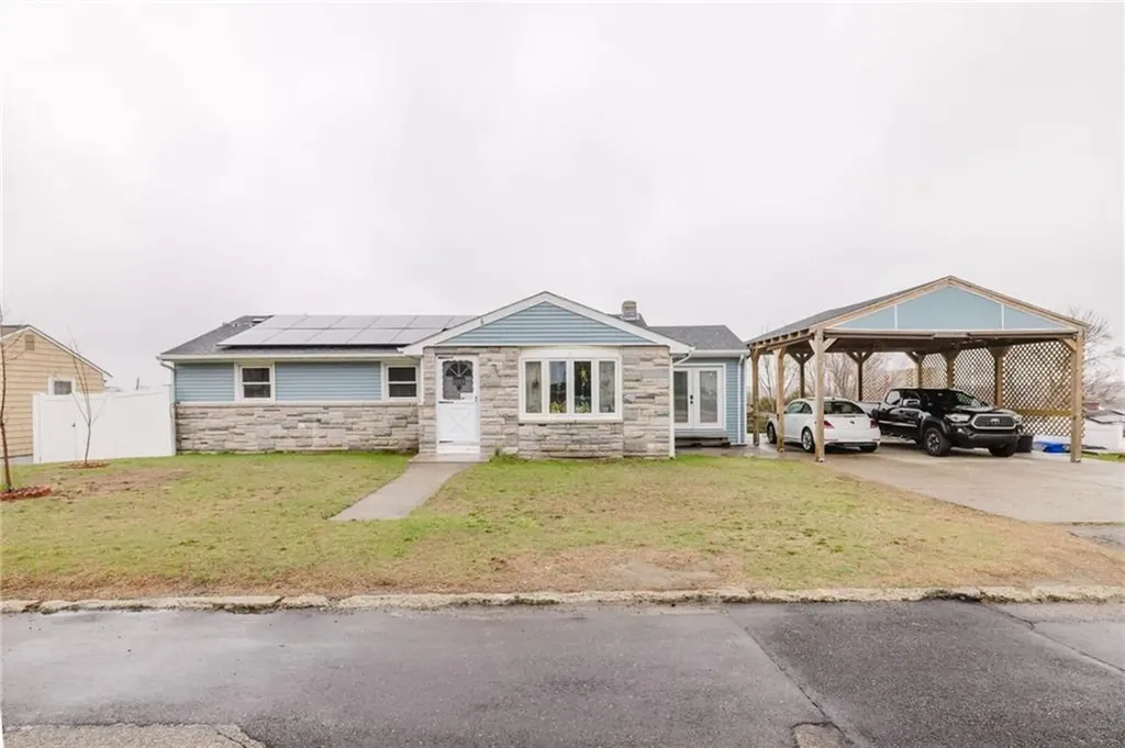 356 Buchanan Street Pawtucket RI 02860