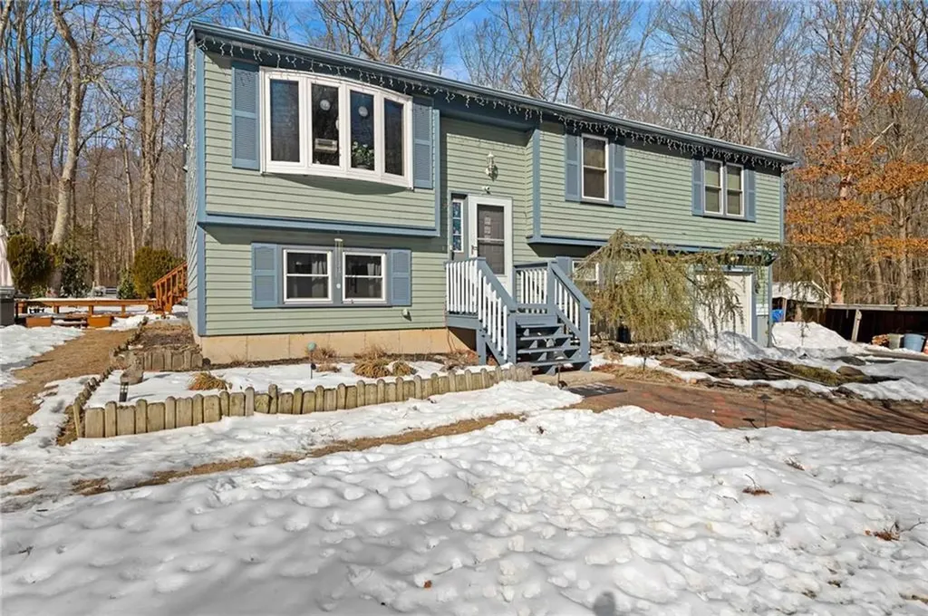 189 Twin Brook Lane Coventry RI 02816