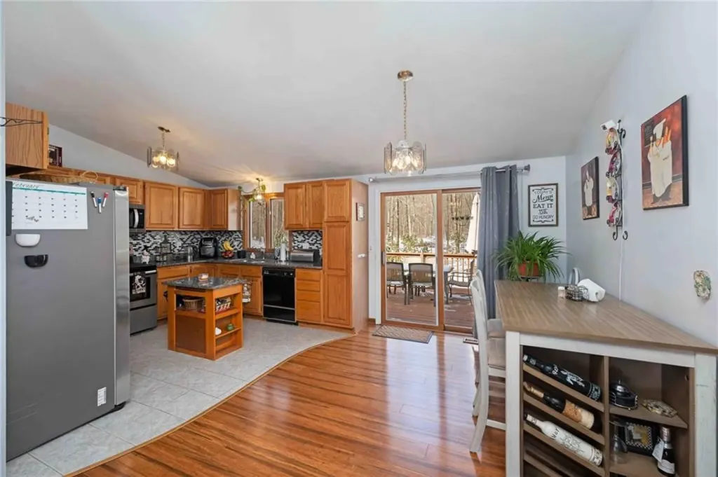 189 Twin Brook Lane Coventry RI 02816