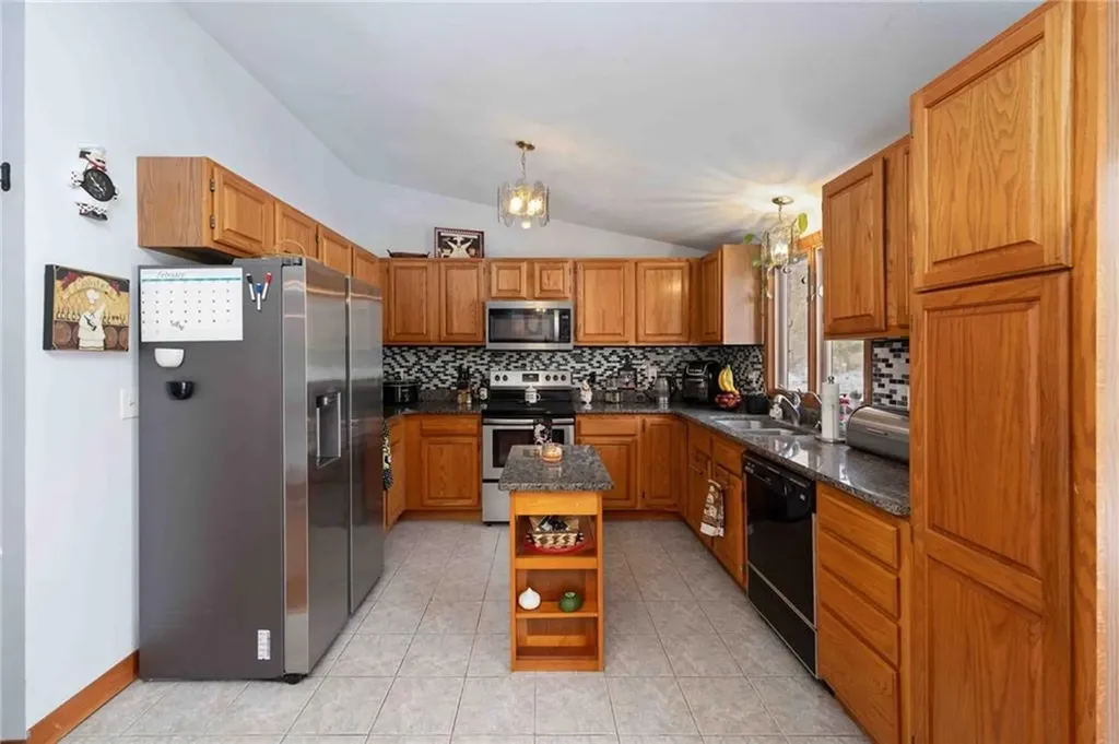 189 Twin Brook Lane Coventry RI 02816