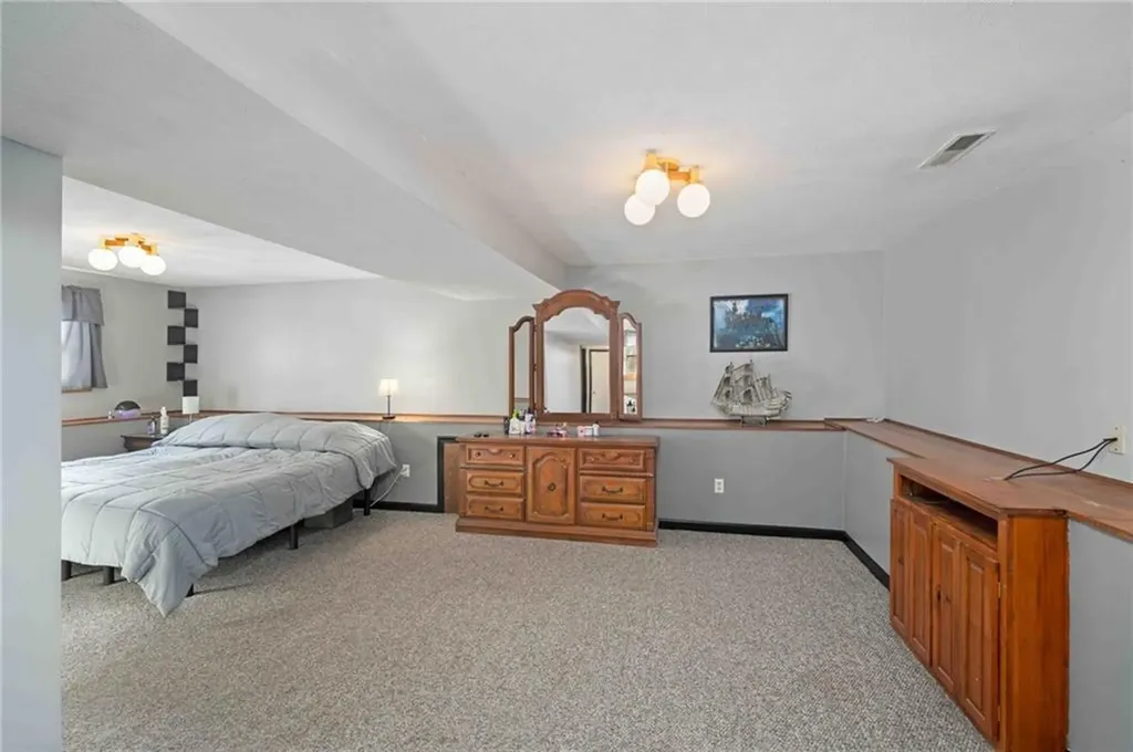 189 Twin Brook Lane Coventry RI 02816