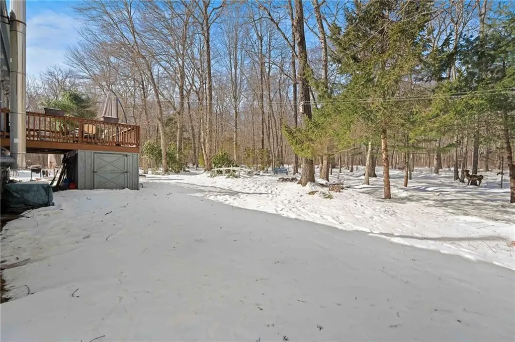 189 Twin Brook Lane Coventry RI 02816