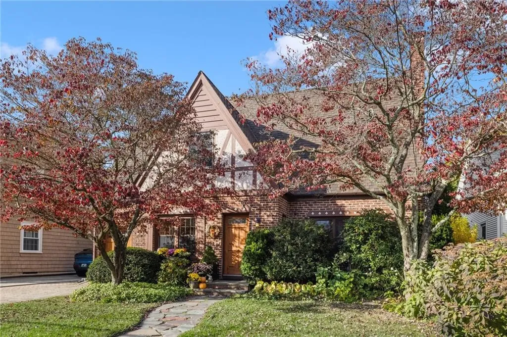 198 Chace Avenue Providence RI 02906
