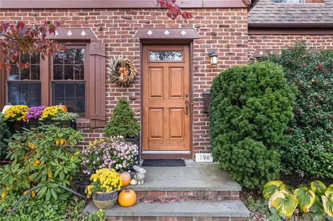 198 Chace Avenue Providence RI 02906