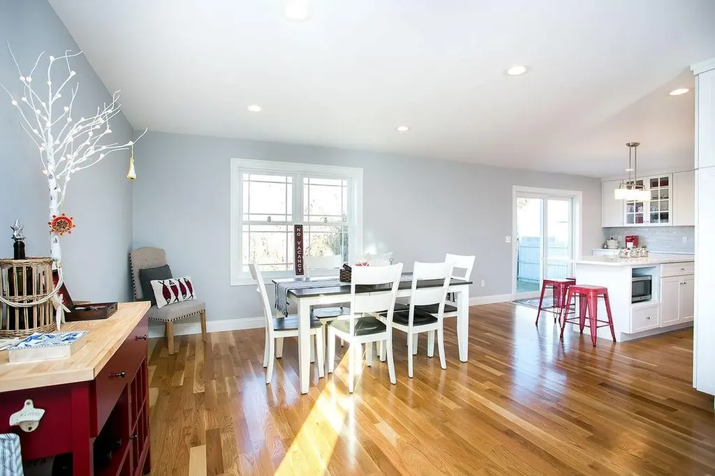 107 Orchard Avenue Middletown RI 02842