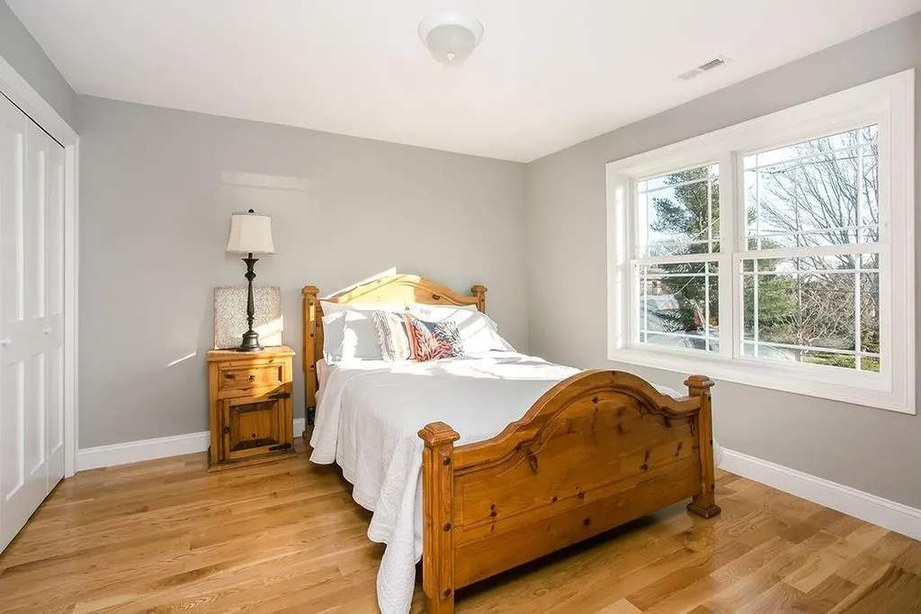 107 Orchard Avenue Middletown RI 02842