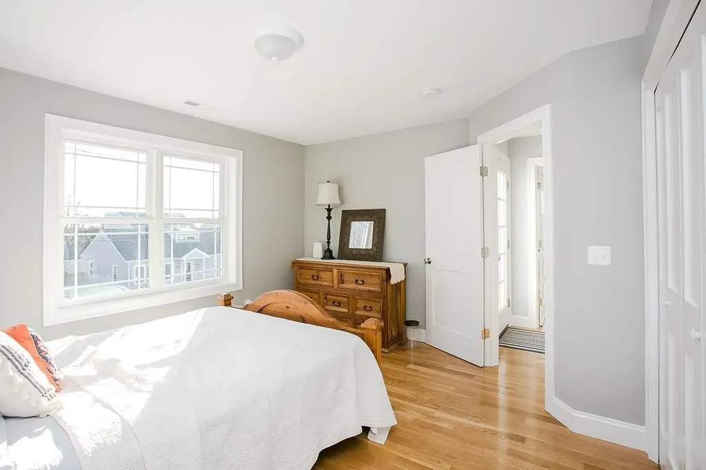 107 Orchard Avenue Middletown RI 02842