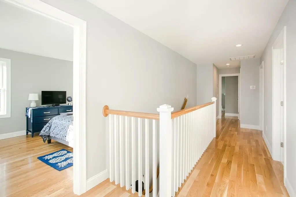 107 Orchard Avenue Middletown RI 02842