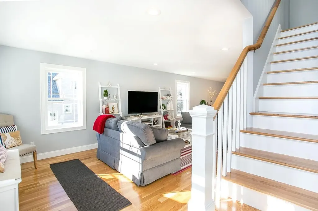 107 Orchard Avenue Middletown RI 02842