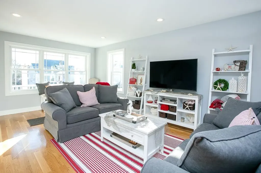 107 Orchard Avenue Middletown RI 02842