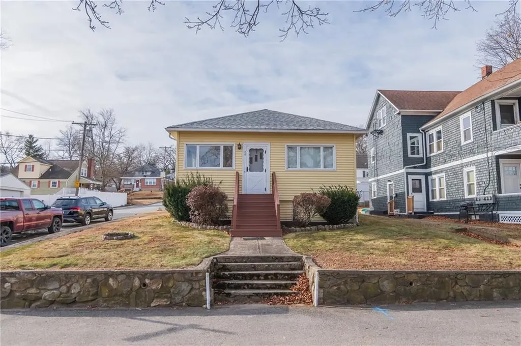 76 Serrel Sweet Road Johnston RI 02919