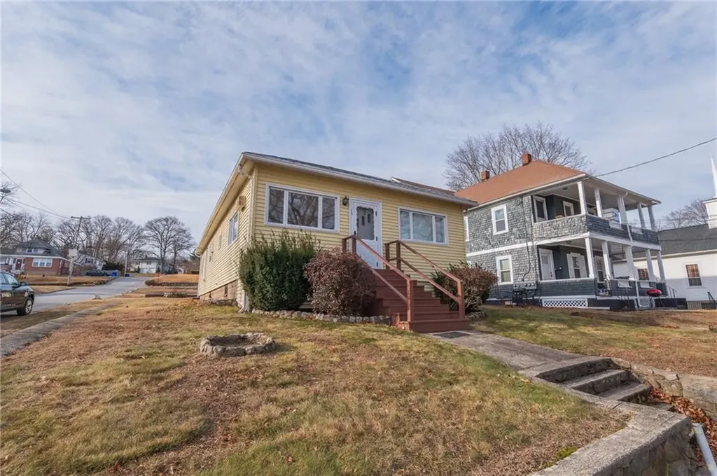76 Serrel Sweet Road Johnston RI 02919
