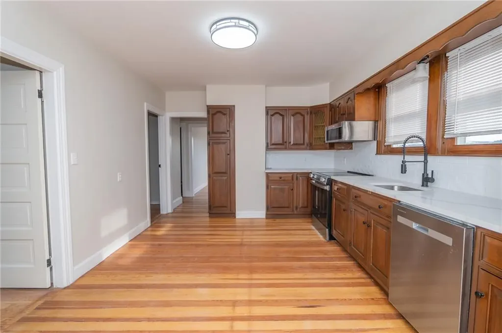 76 Serrel Sweet Road Johnston RI 02919