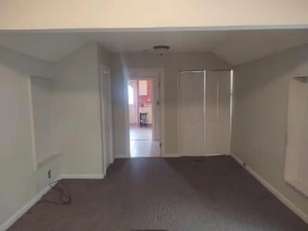 57 Vivian Avenue Pawtucket RI 02860